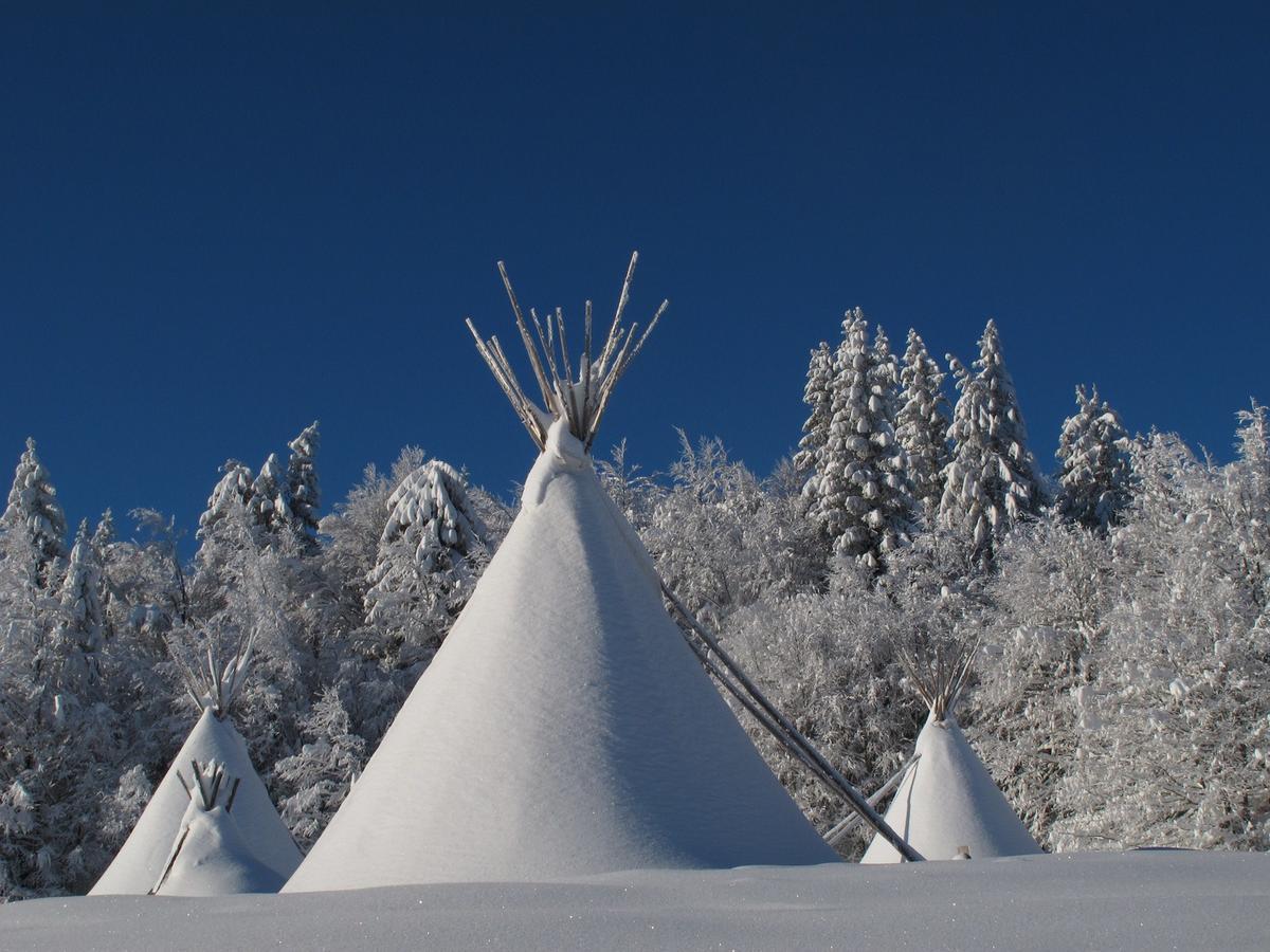 Village Tipi La Féclaz Buitenkant foto