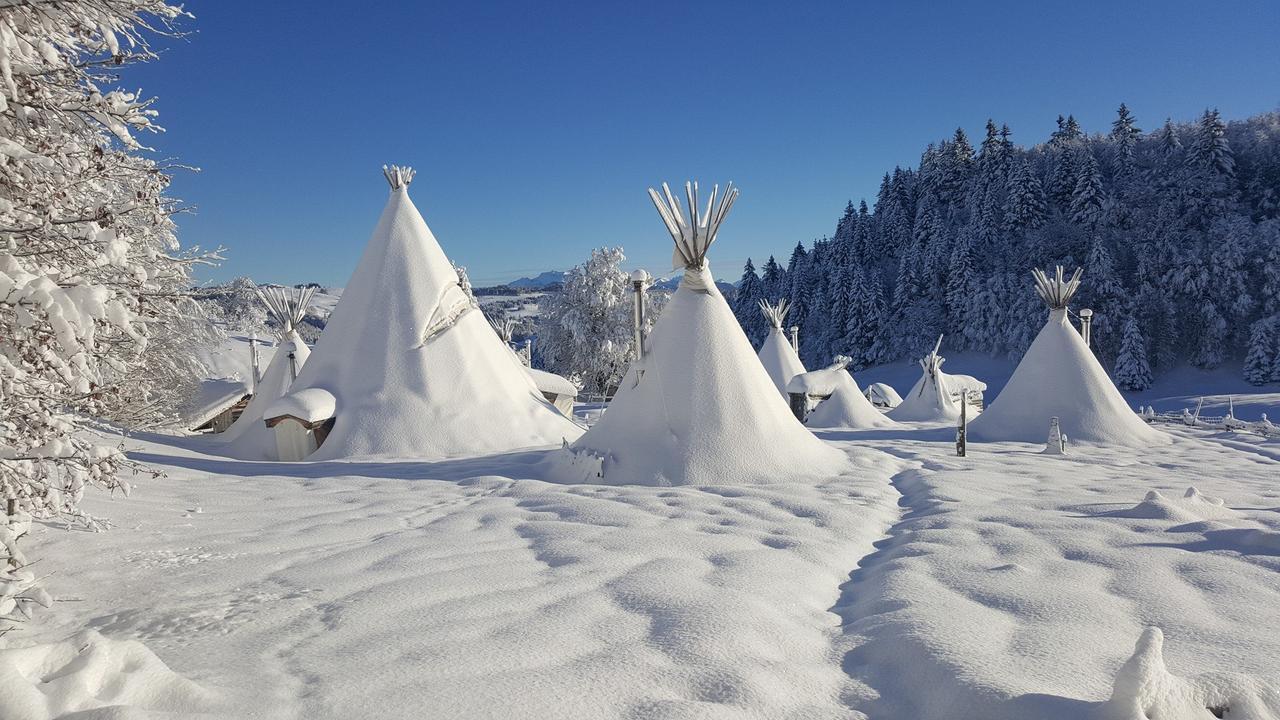Village Tipi La Féclaz Buitenkant foto