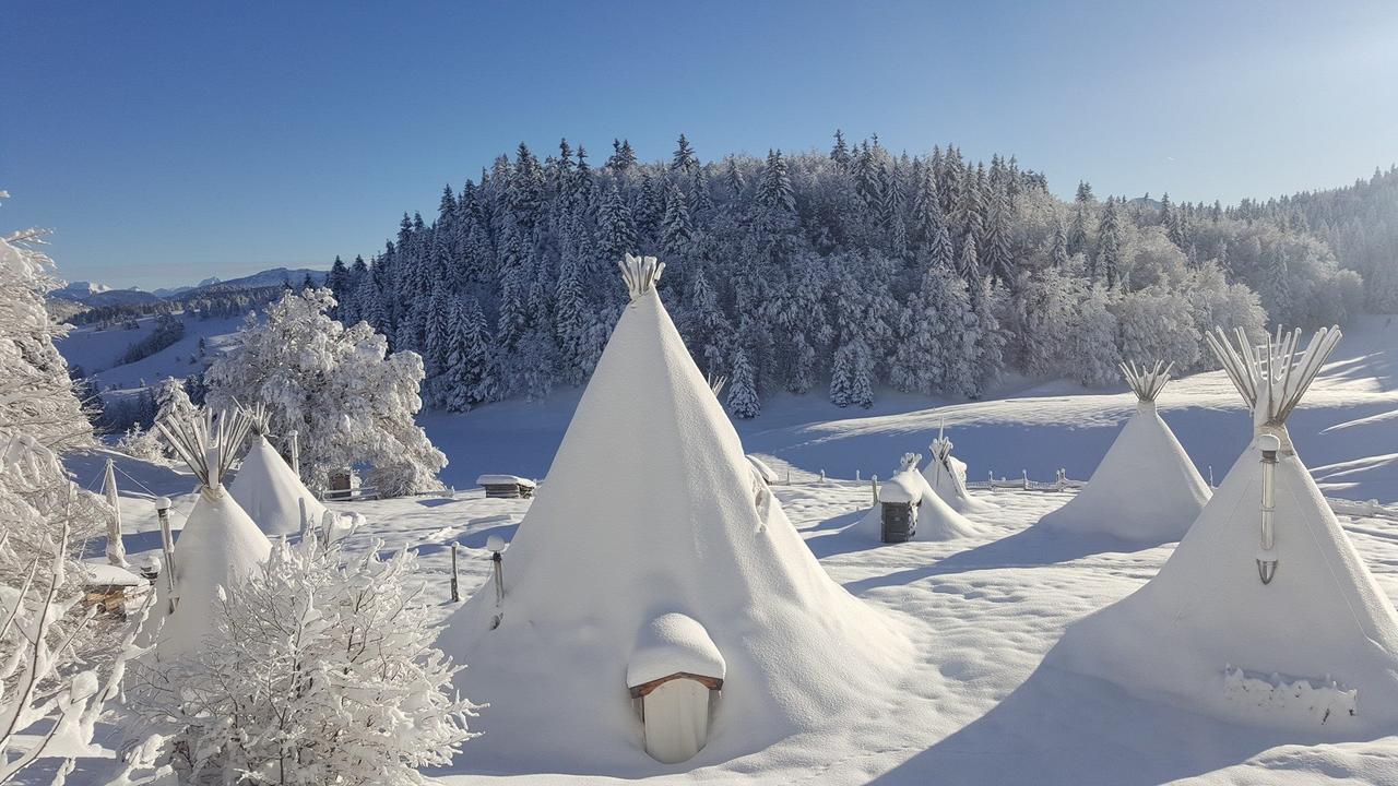 Village Tipi La Féclaz Buitenkant foto
